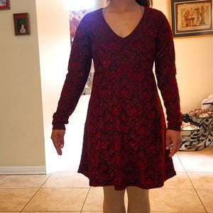 L/S knee length Jessica Simpson dress